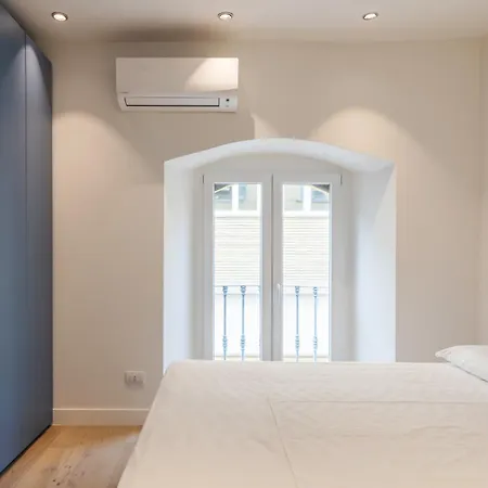 Lägenhet Magnifico Bilocale Porta Venezia Milano